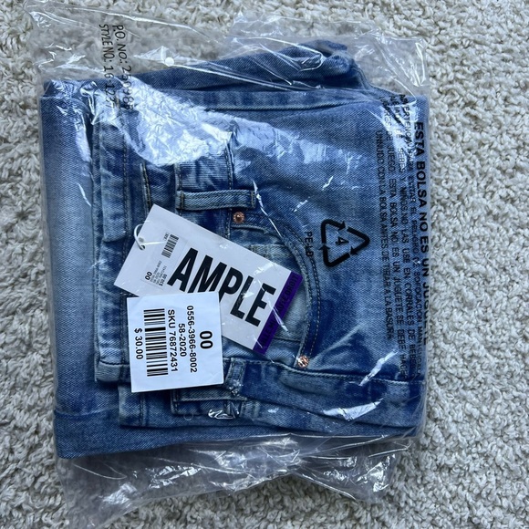 Women’s Size 00 Slouchy Mid Rise Jeans NWT - Picture 3 of 7